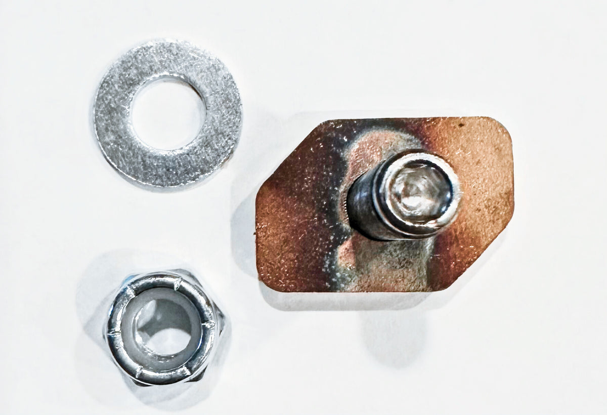 4 pc Mercedes Sprinter NCV3 and VS30 van roof rack rail sliding nut with welded stud.